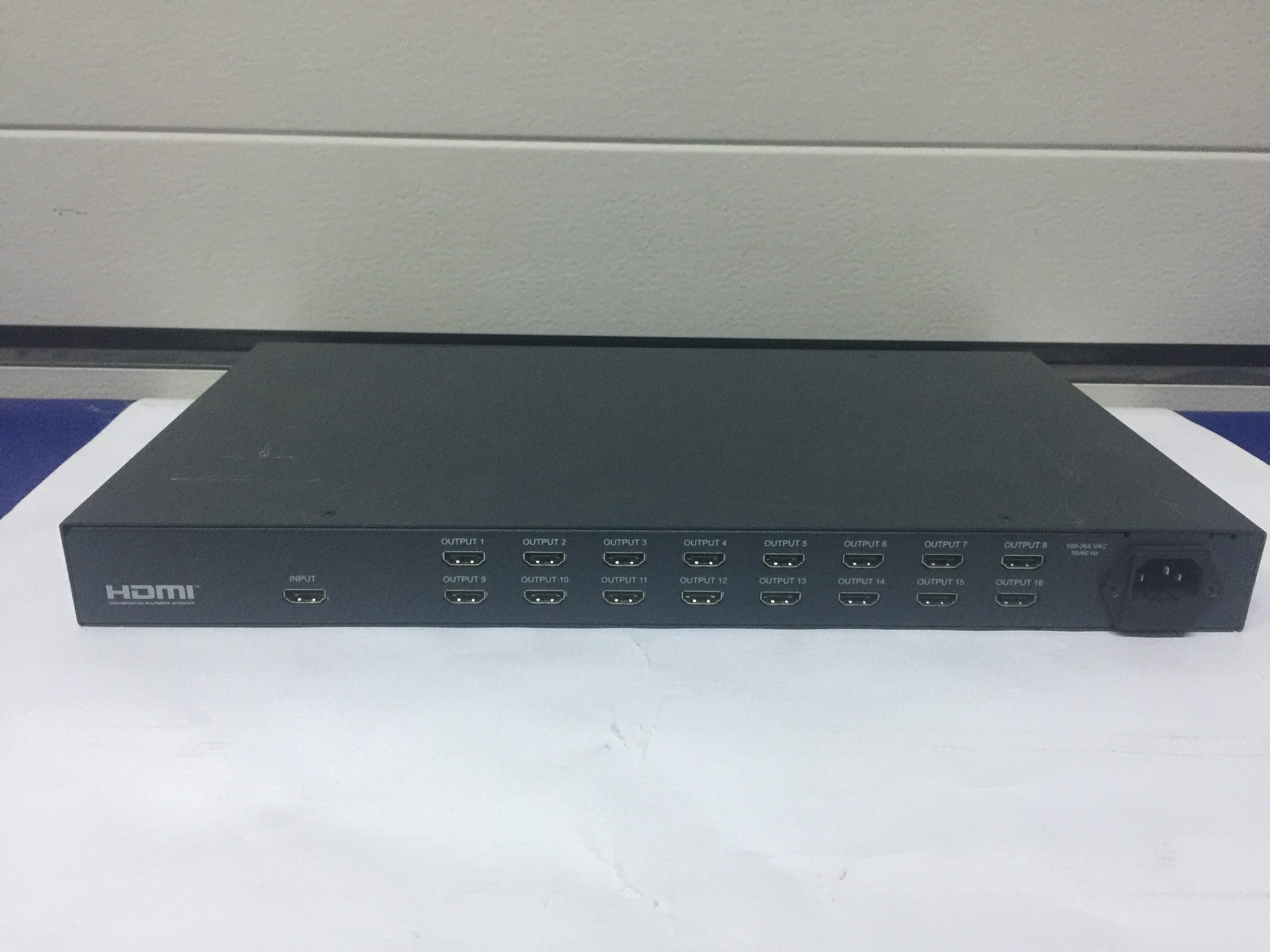 Kramer 1zu16 HDMI Distributor_3